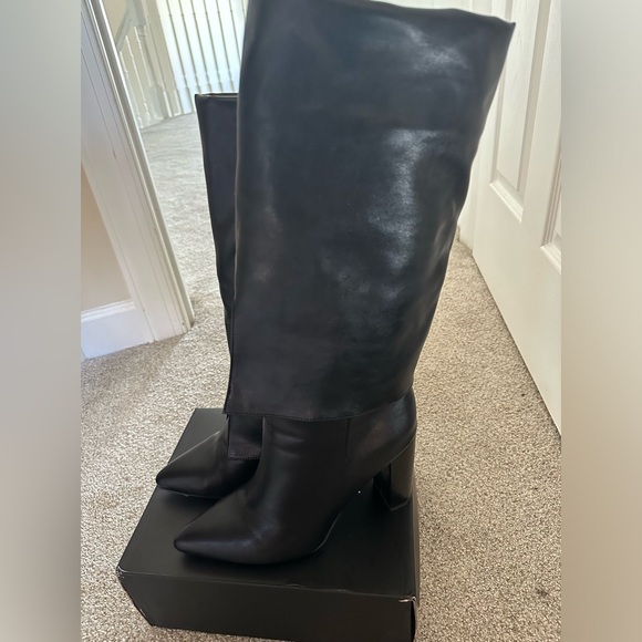 Shark Boot - Picture 3 of 4